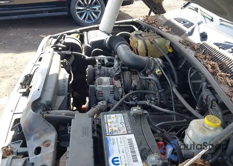 2004 Jeep Liberty Limited Edition из США, поврежденный, VIN 1J8GL58K94W317618